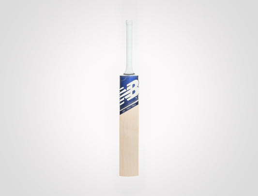New Balance DC 700i PRO English Willow Cricket Bat