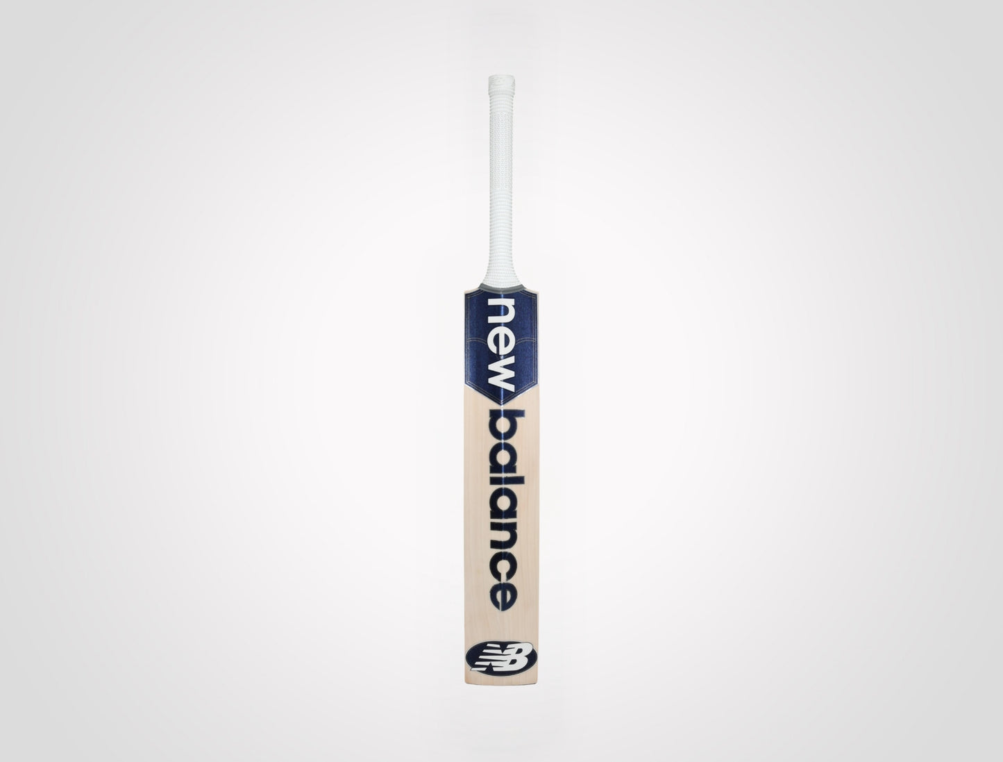 New Balance DC 300π PRO Kashmir Willow Cricket Bat