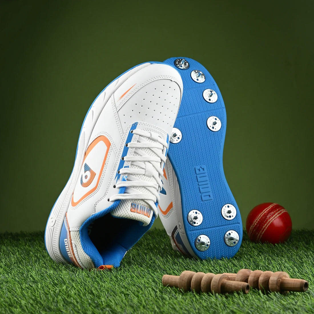 Dnine Thunder Batting Spike Cricket Shoes (White/Blue)