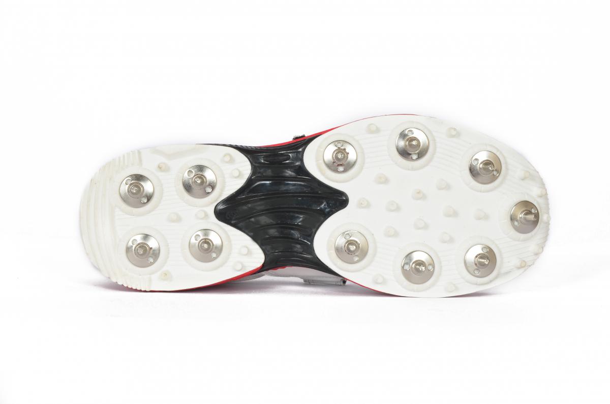 Sega Reach Spikes Cricket Shoes (White/Red)