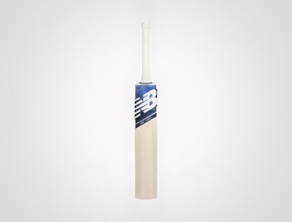 New Balance DC 150𝖎 Kashmir Willow Cricket Bat