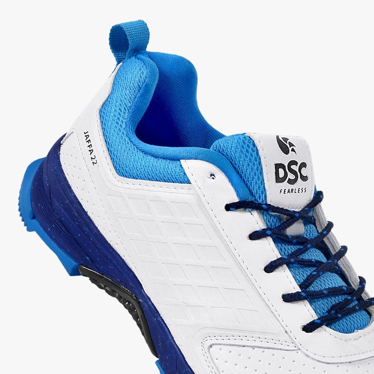 DSC Jaffa 22 Cricket Shoes (White/Blue)