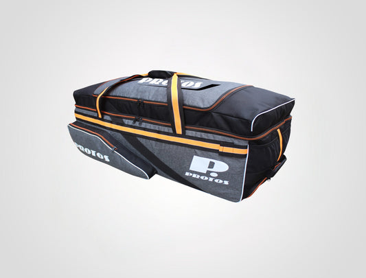 Protos Large Wheelie Bag