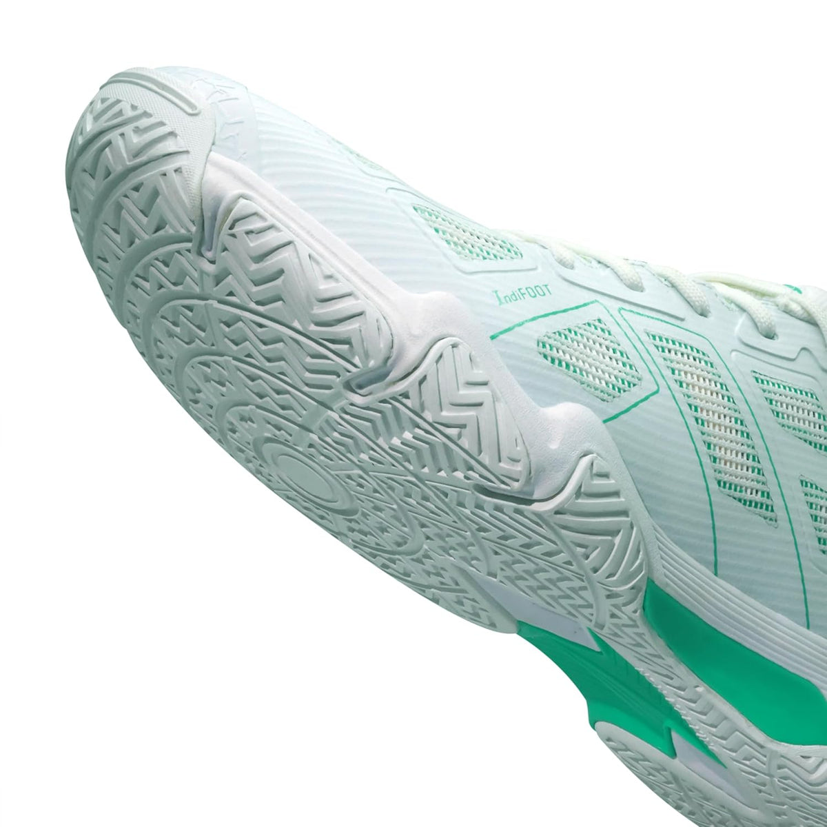 Nivia Verdict 2.0 Badminton Shoes For Men - White