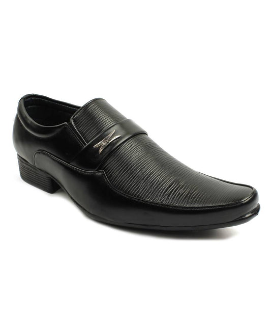 Black Solid Slip -on Formal Shoes